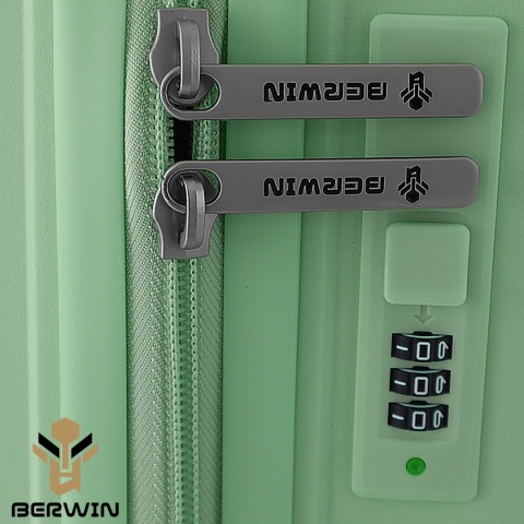 Zestaw walizek miętowe podróżne na 4 kółkach 4 sztuki Berwin ABS z kuferkiem